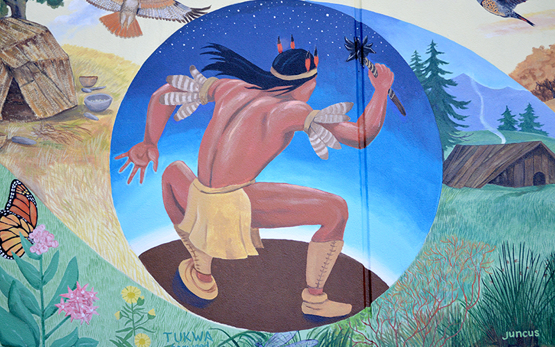 09_FinishedMural_Dancer_Center_DSC_0267-ADJ_800px