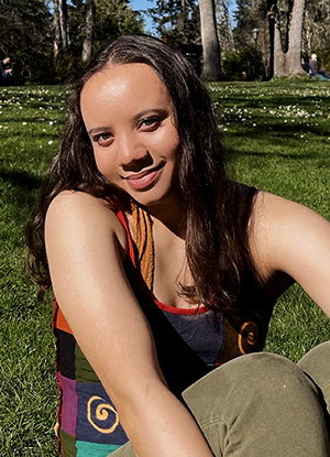 Kiara Conway KiaraConway=CROP_ADJ_300x415